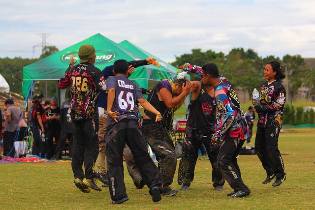 力和他对比 力和他对比